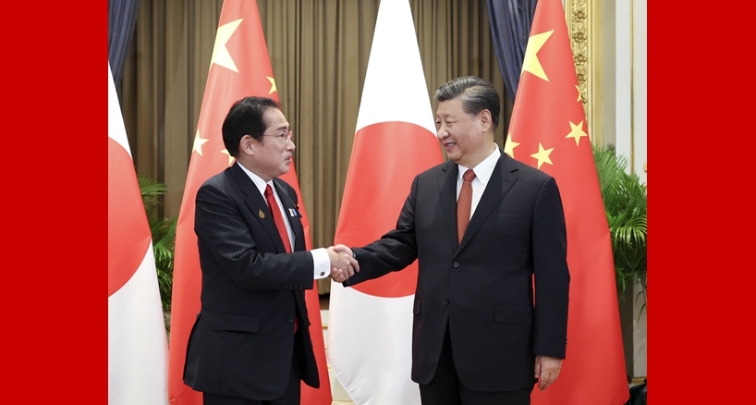 شي يدعو إلى بناء علاقة صينية-يابانية تتوافق مع متطلبات العصر الجديد