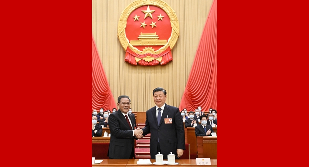 اعتماد لي تشيانغ رئيسا لمجلس الدولة الصيني